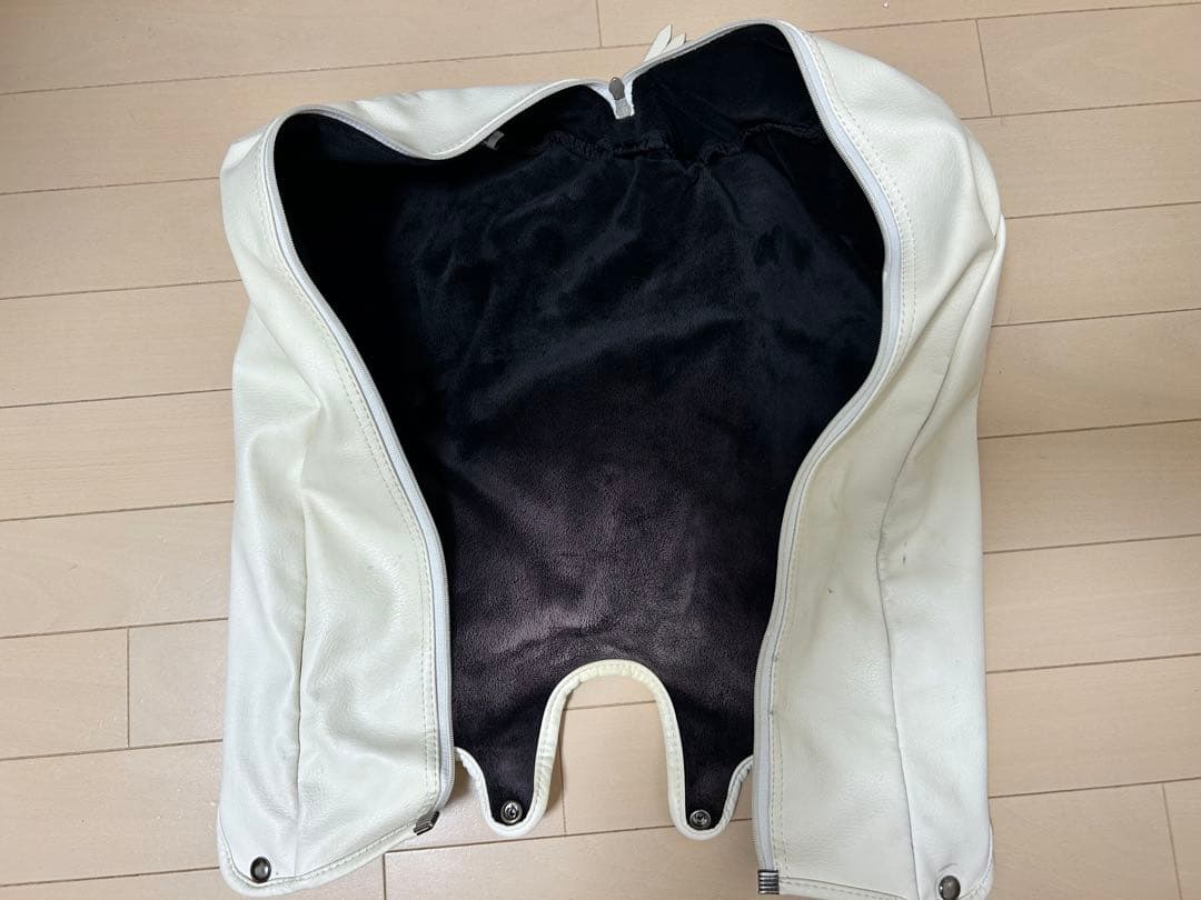 タイトリスト・ボーケイ限定モデルキャディバッグ（白）　CB6VW