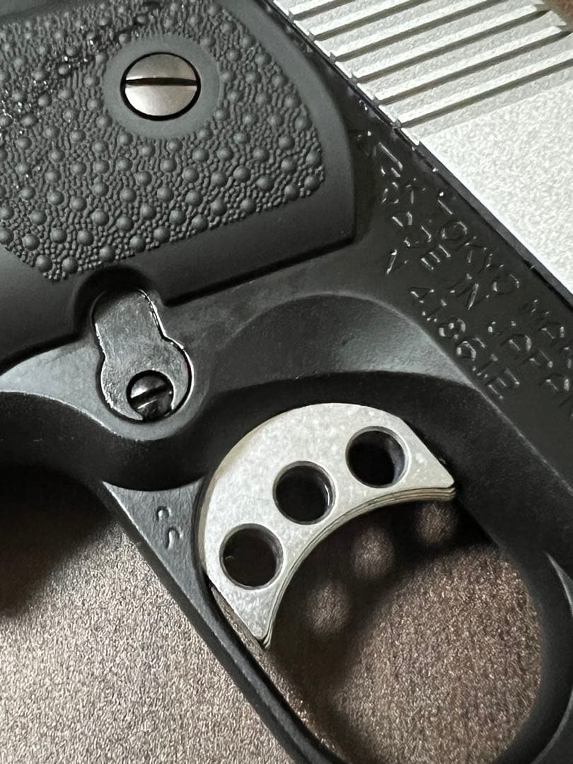 東京マルイ V10 ウルトラコンパクト　V10 Ultra Compact