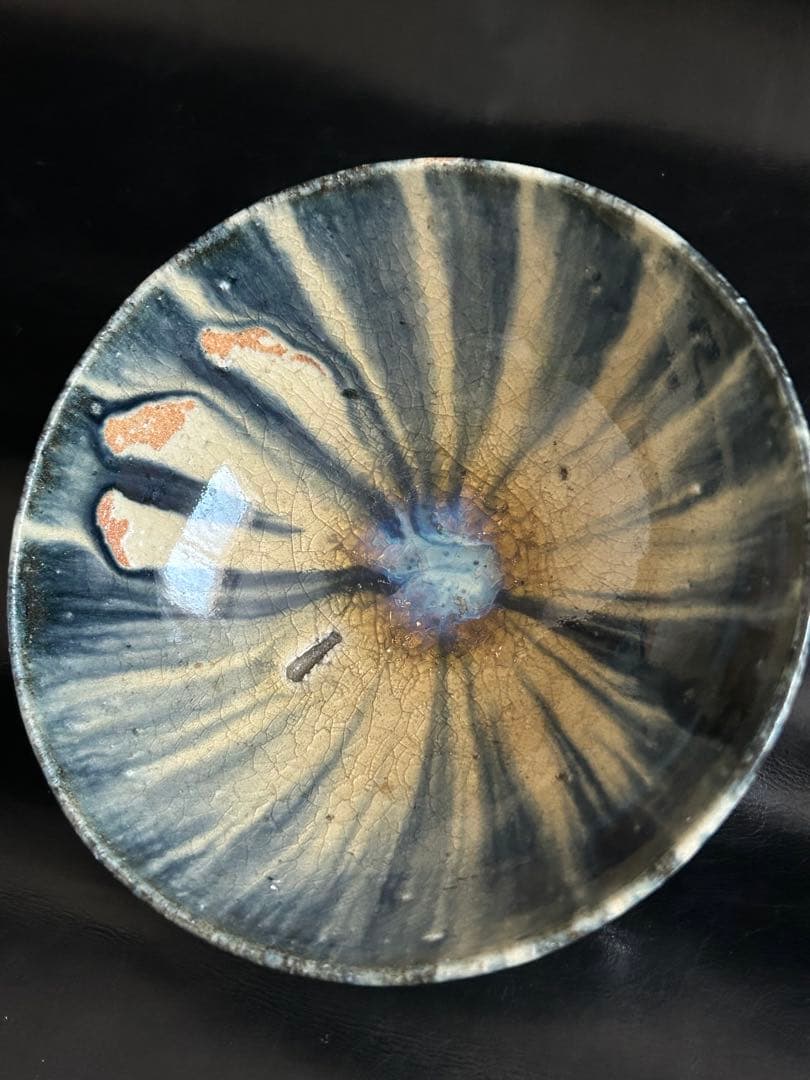 究極の美◾️蔵から、またまた凄そうな古い抹茶茶碗が出て来ました。