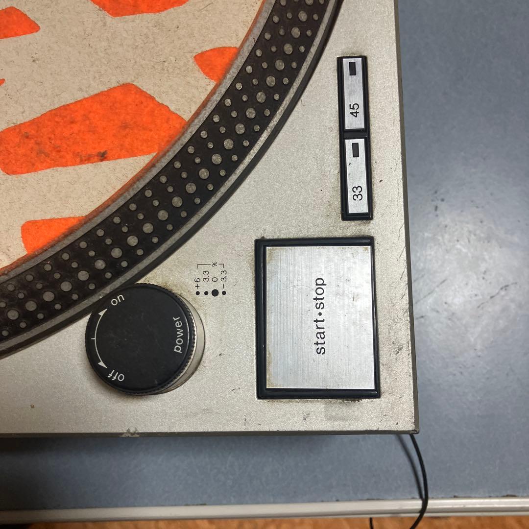 ターンテーブル カスタムデザイン 33/45 RPM対応