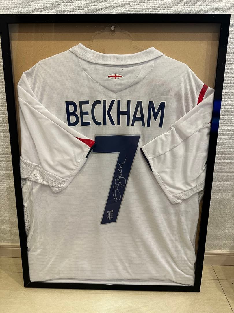 【希少】デイビット・ベッカム サイン入り ユニフォーム 額縁付き