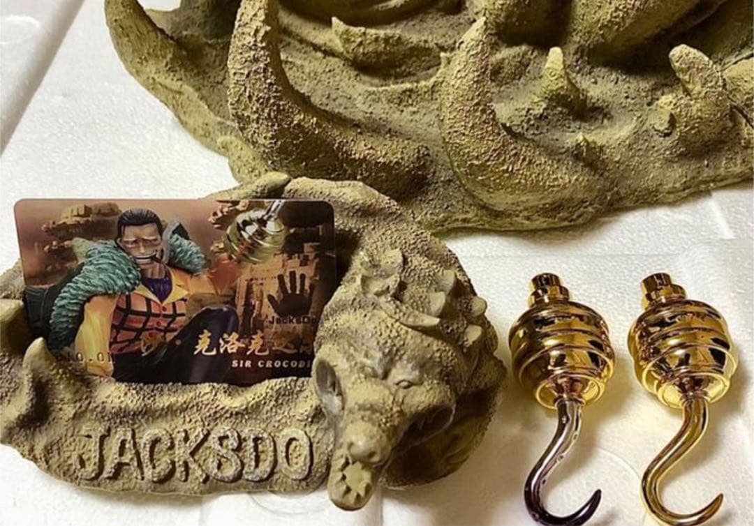 ワンピース海外フィギュア　ワンピースガレージキット　クロコダイルフィギュア