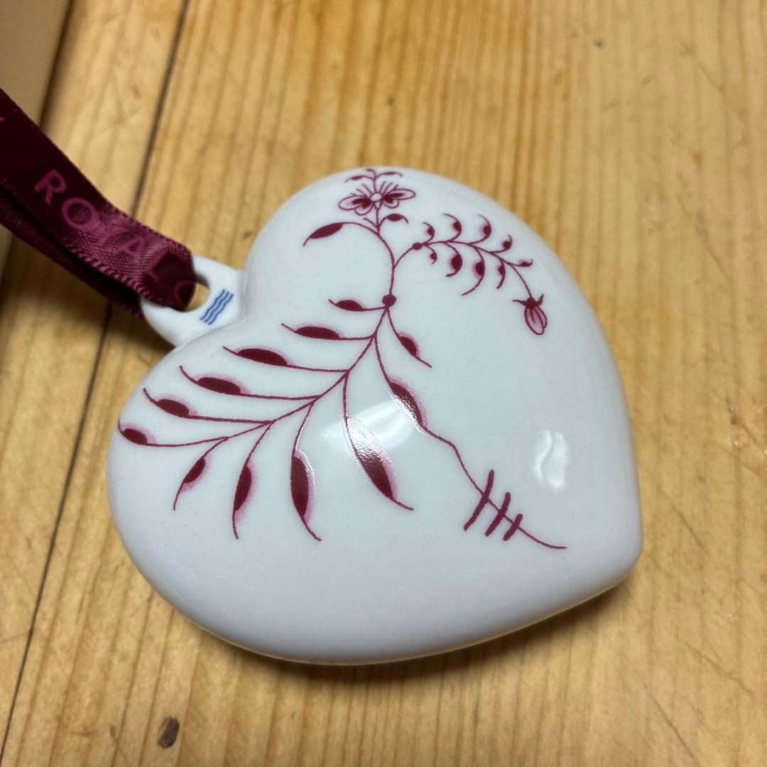 ロイヤルコペンハーゲン アニュアルハート パープルローズ