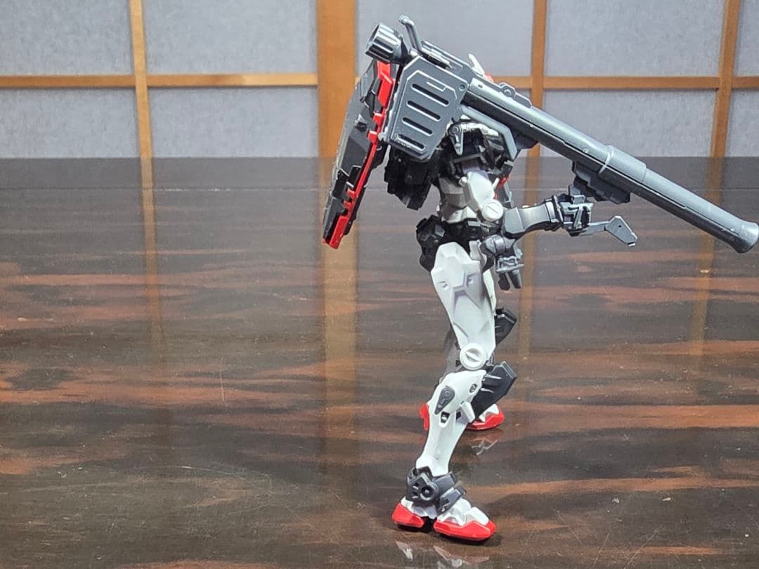 HG　01ガンダム(部分塗装組み立て済)