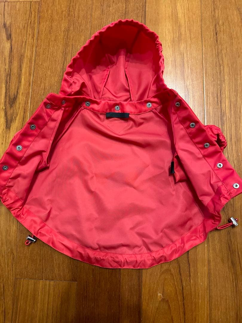 PRADA ペット　Re-Nylon レインコート　ウィンドブレーカー