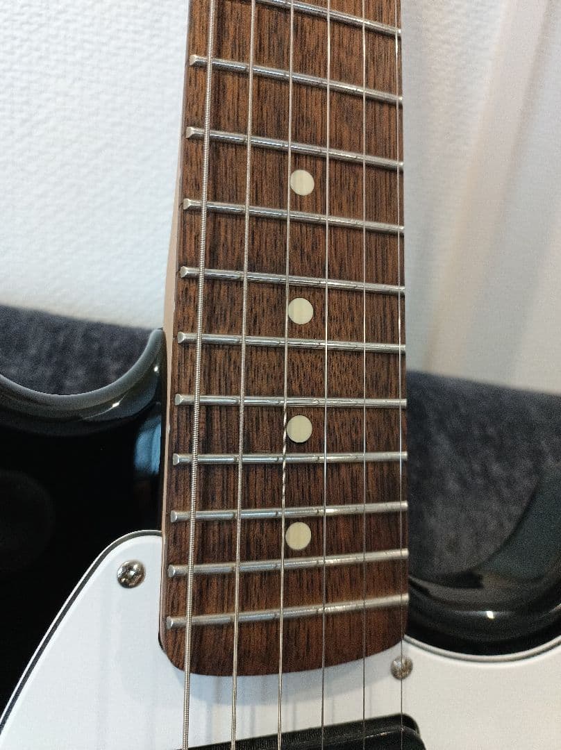 Squier ムスタング エレキギター
