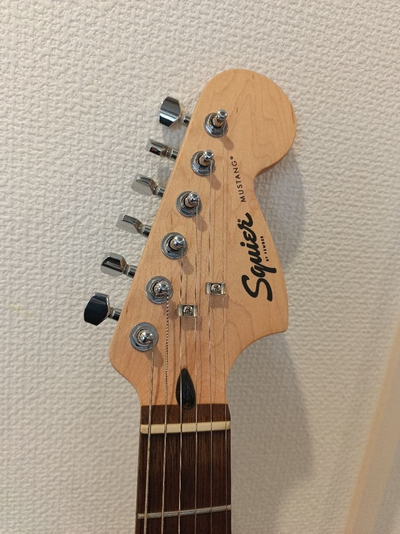 Squier ムスタング エレキギター