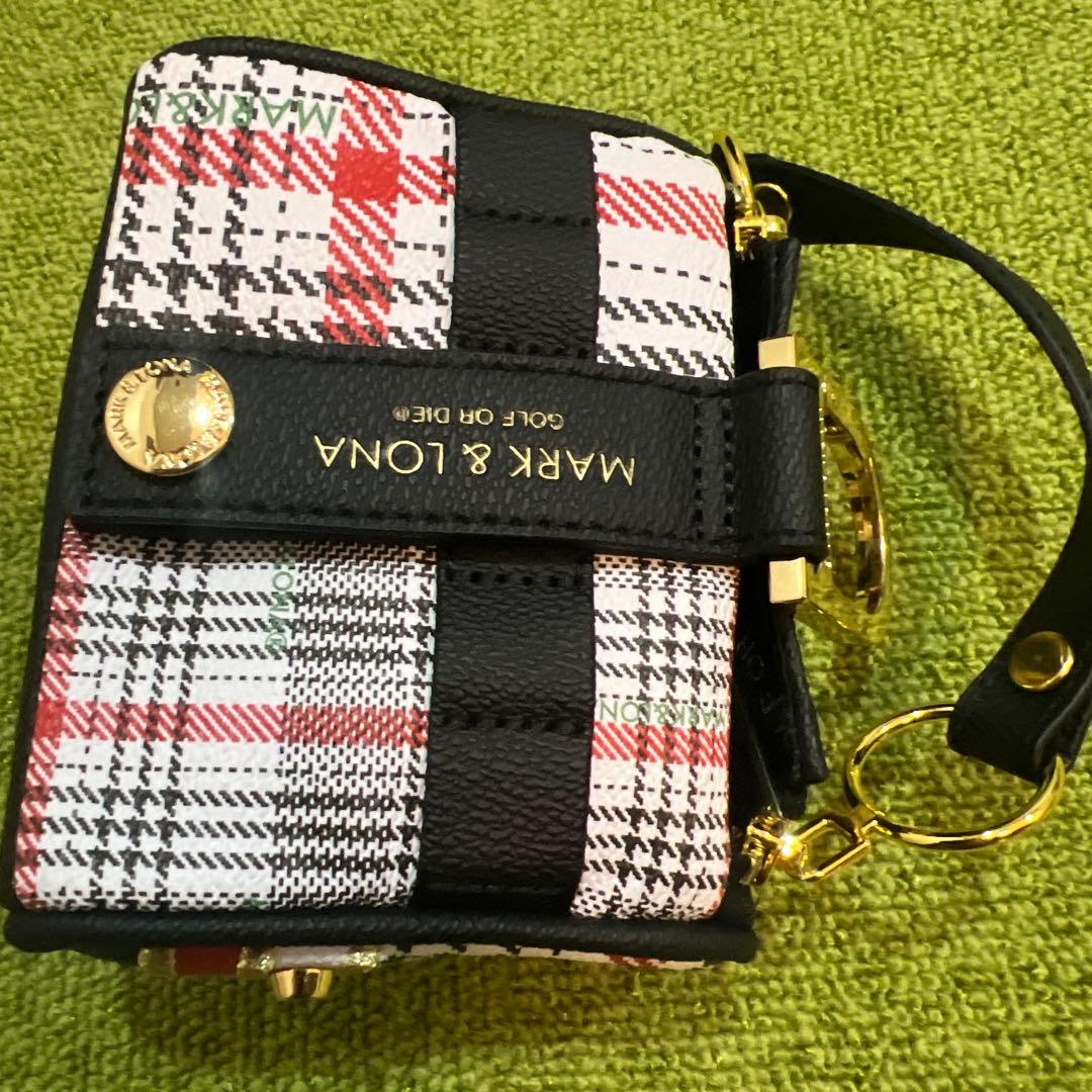 マークアンドロナ　ゴルフボールポーチ　未使用