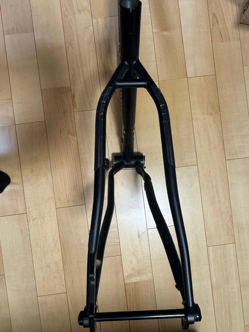 クロマグ　ルートダウン　フレーム　rootdown 2021 ブラック　ML