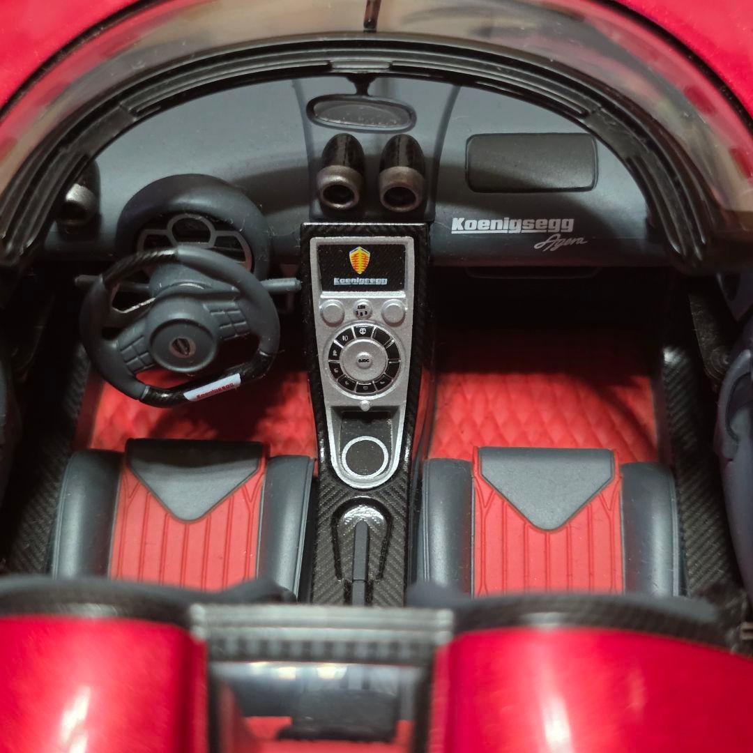 AUTOart ケーニグセグ 　アゲーラ(レッド)　　1/18