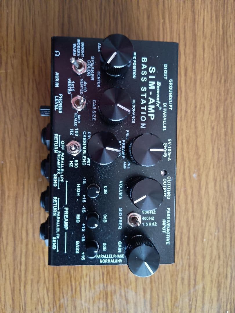 BASS STATION ベースエフェクター