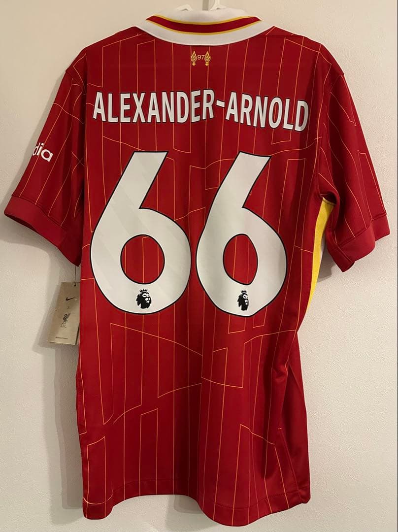 トレント・アレクサンダー・アーノルド リヴァプール ユニフォーム