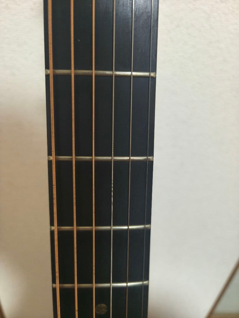 Martin　D-18V 1997年製
