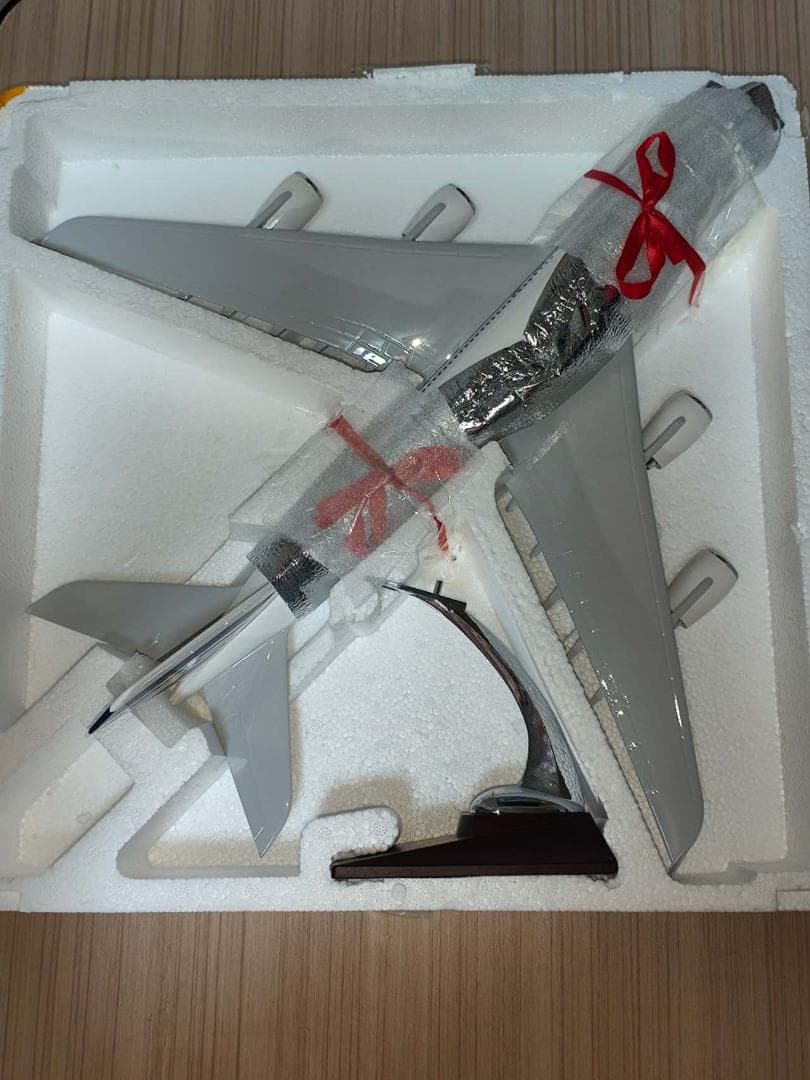 中古品　飛行機模型　エールフランス　エアバス A380　スタンド付き※箱汚れあり