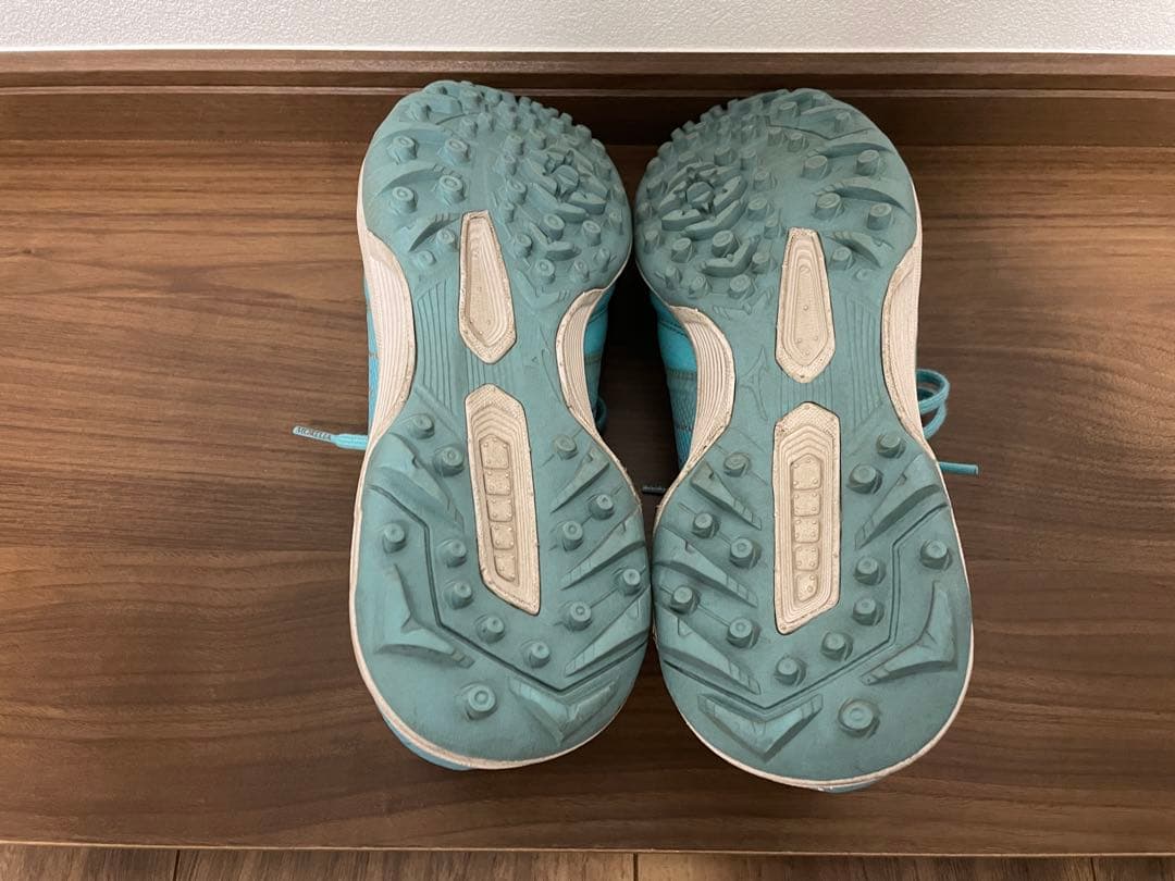 日本未発売 モレリアNEOサラβ JAPAN 25.5 TF