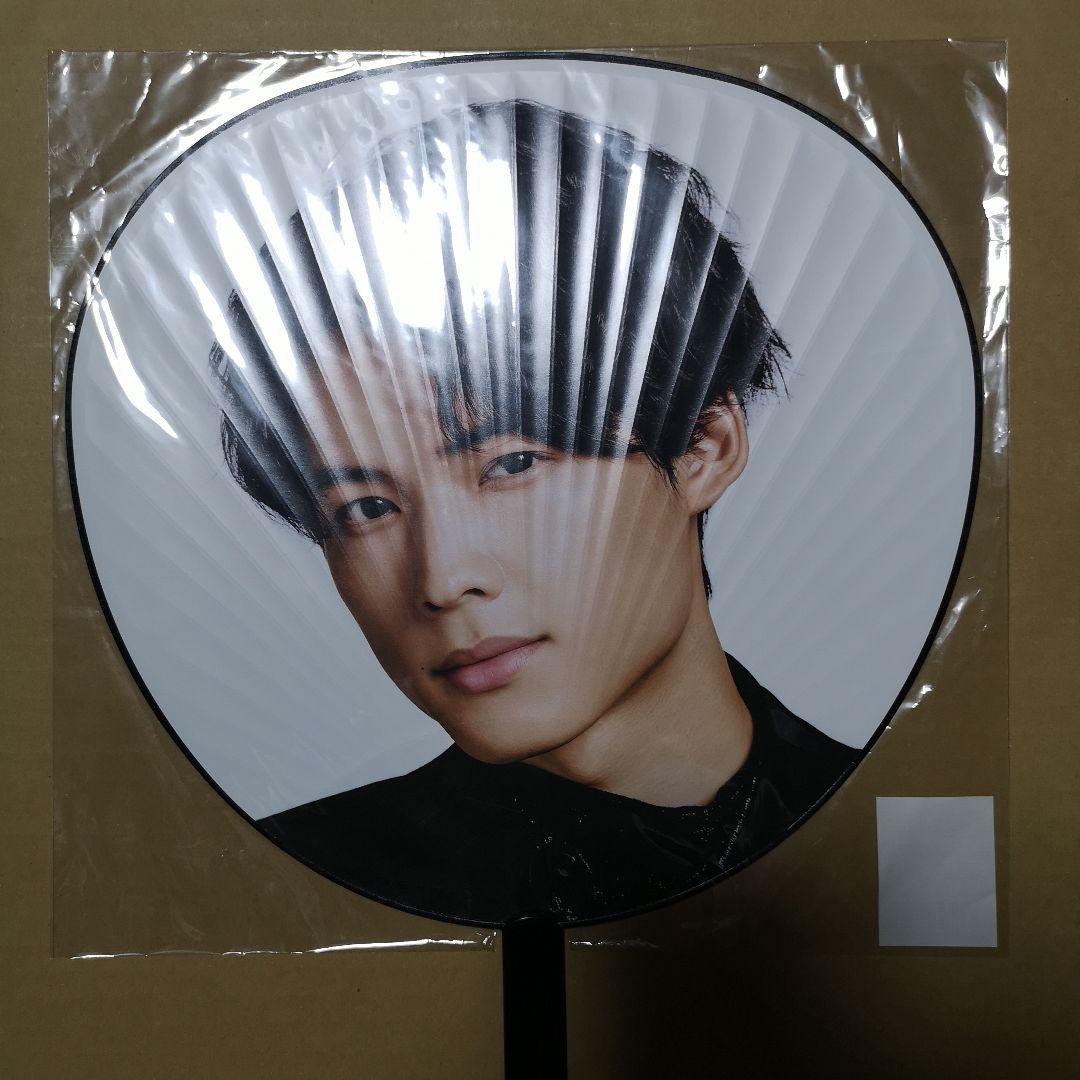 ✣•••大幅値下•••✣ SixTONES 松村北斗 うちわ ハンガー アクスタ