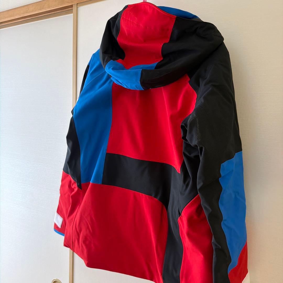 オンヨネゾーンアフタージャケット新品未使用品サイズＭ