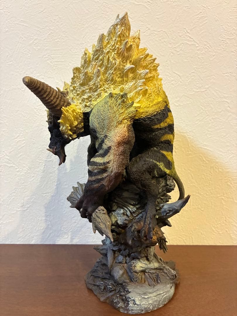 モンハン　クリエイターズモデル　激昂したラージャン　フィギュア　初版
