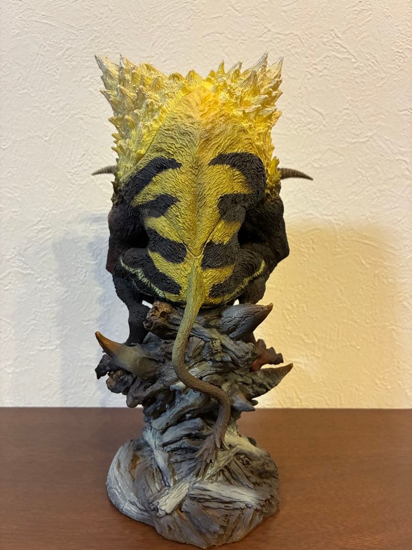 モンハン　クリエイターズモデル　激昂したラージャン　フィギュア　初版