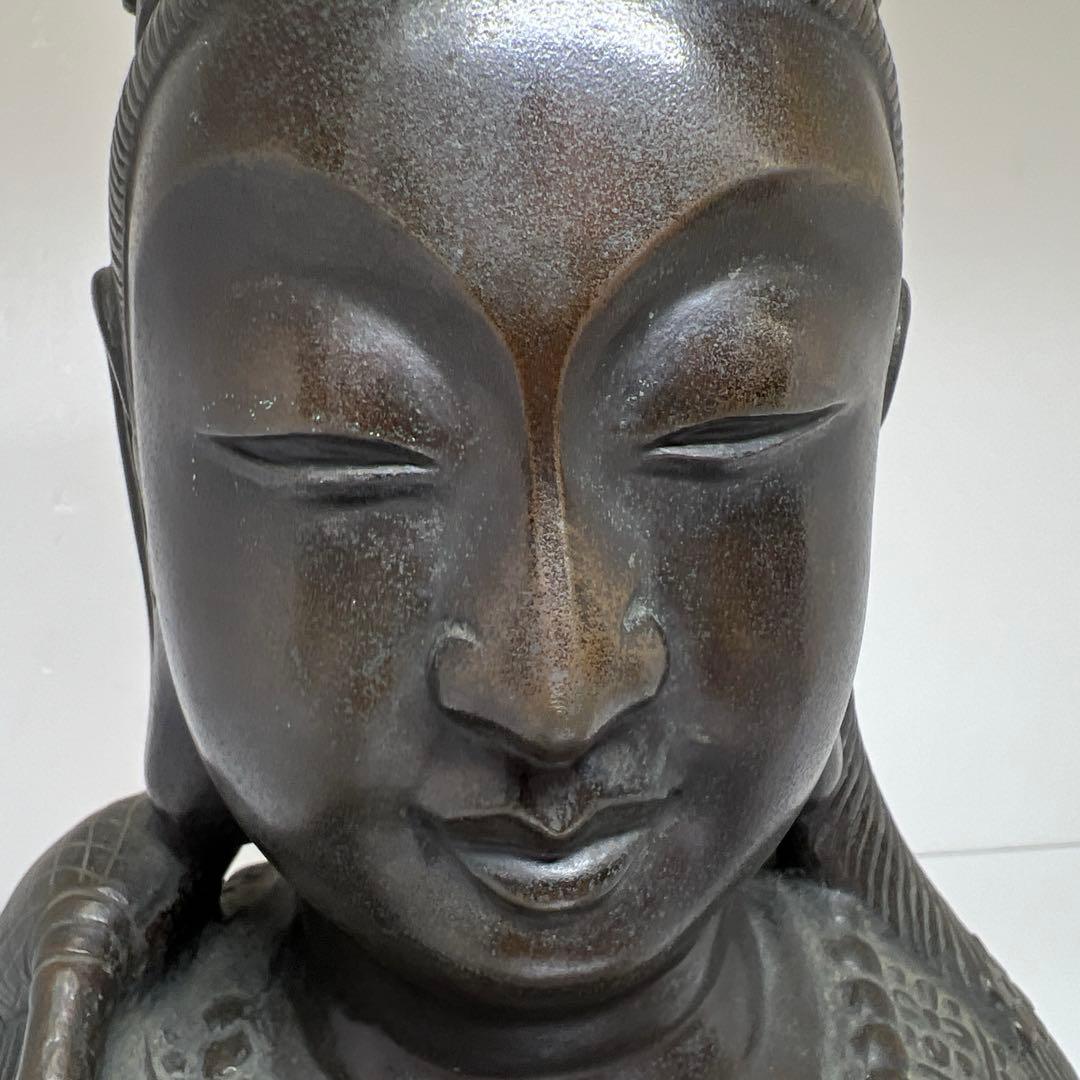 雨宮治郎　古代観世音菩薩　共箱　約6.8kg トヒウサ　東な7-0810⭐︎2F