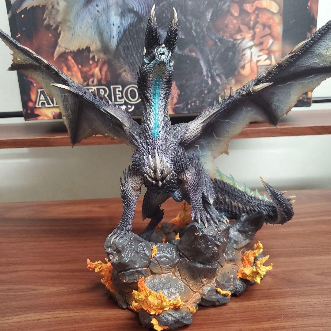 ※専用【開封済】クリエイターズモデル　アルバトリオン&シャガルマガラ