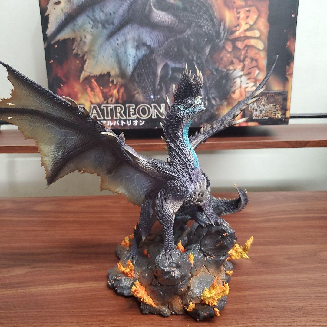 ※専用【開封済】クリエイターズモデル　アルバトリオン&シャガルマガラ