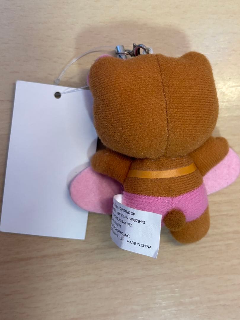 ミ*ク様 ハローキティ　グアム　サイパン　ぬいぐるみストラップ　日焼け　海外限定