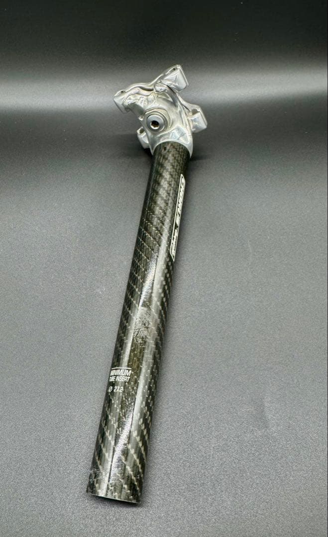 期間限定値下げ美品CAMPAGNOLO CHORUS カーボンポスト27.2mm