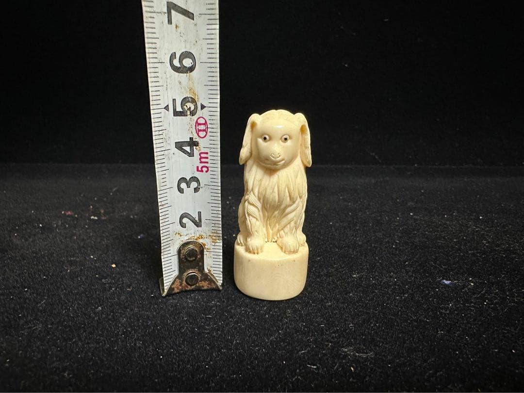 極上　置物　根付　天然素材　彫刻 細密細工　骨董　アンティーク