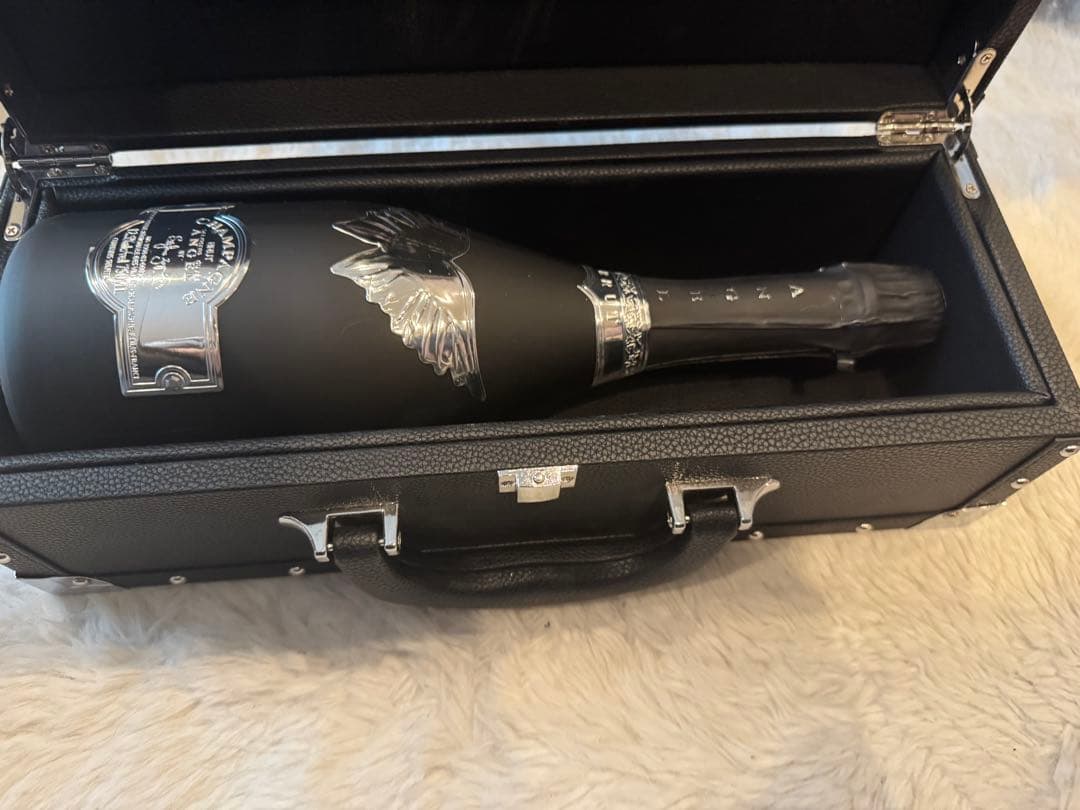 k.kエンジェルブラック