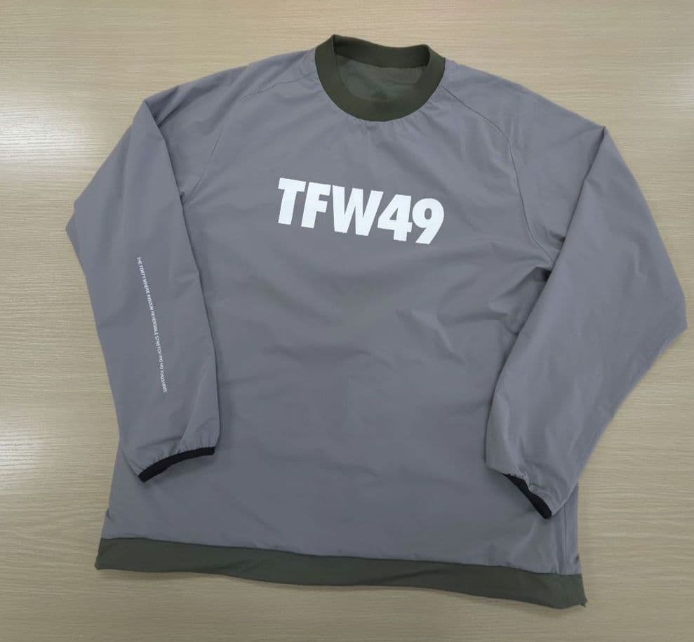 メンズウェア 92. TFW49 REVERSIBLE STRETCH PULLOVER