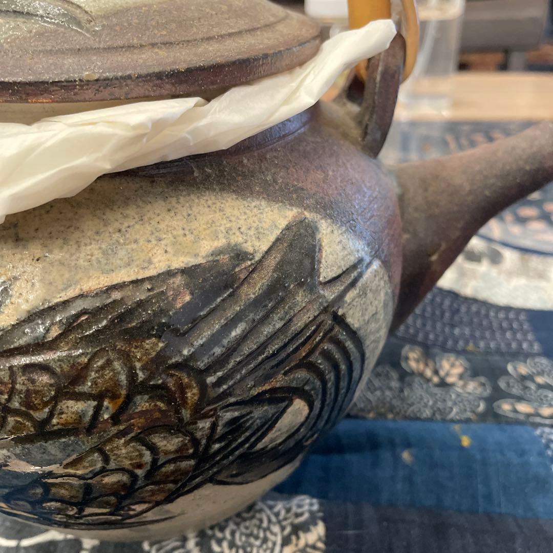 金城次郎、魚文、急須、大