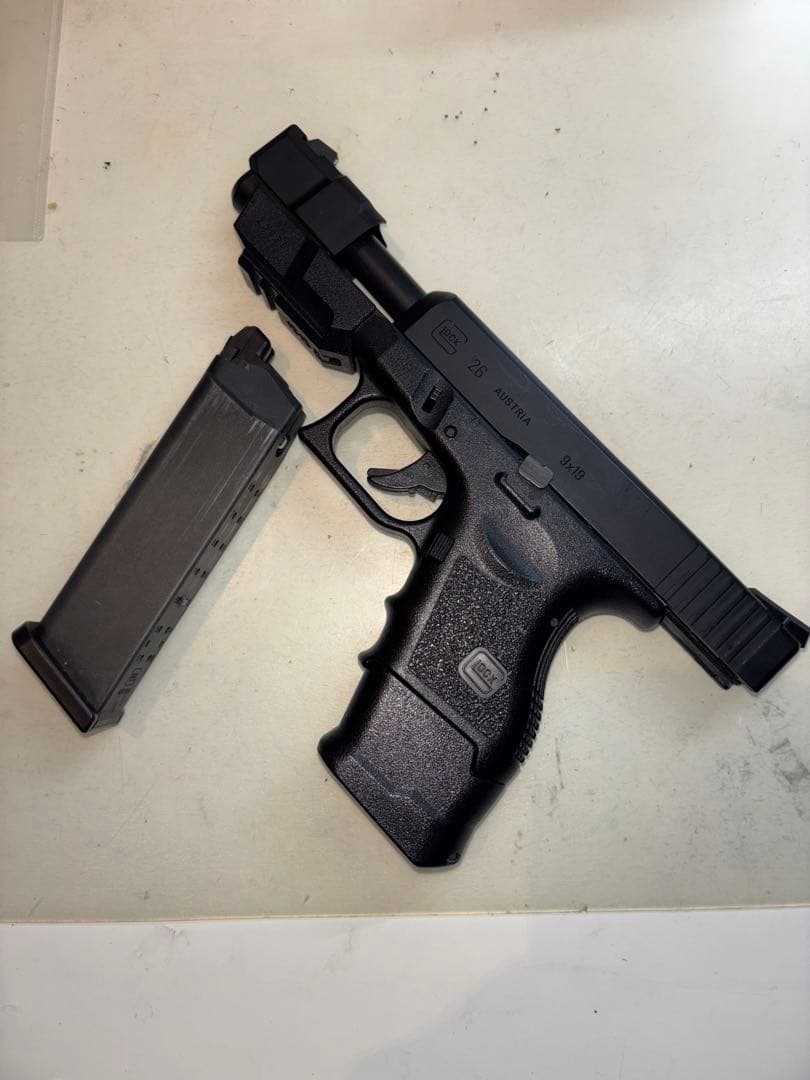 東京マルイ　Glock 26アドバンス　ガスガン ブラック マガジン付き