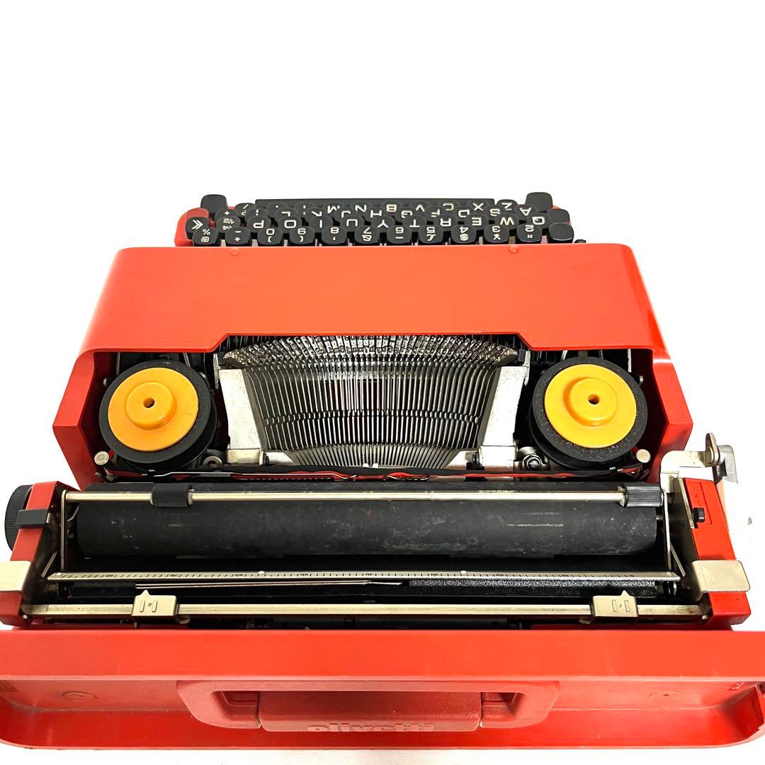 タイプライター olivetti valentine 赤いバケツ オリベッティ