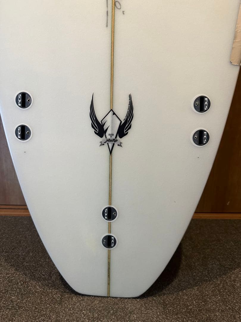 【値下げしました】セレンディピティ　サーフボード6.1