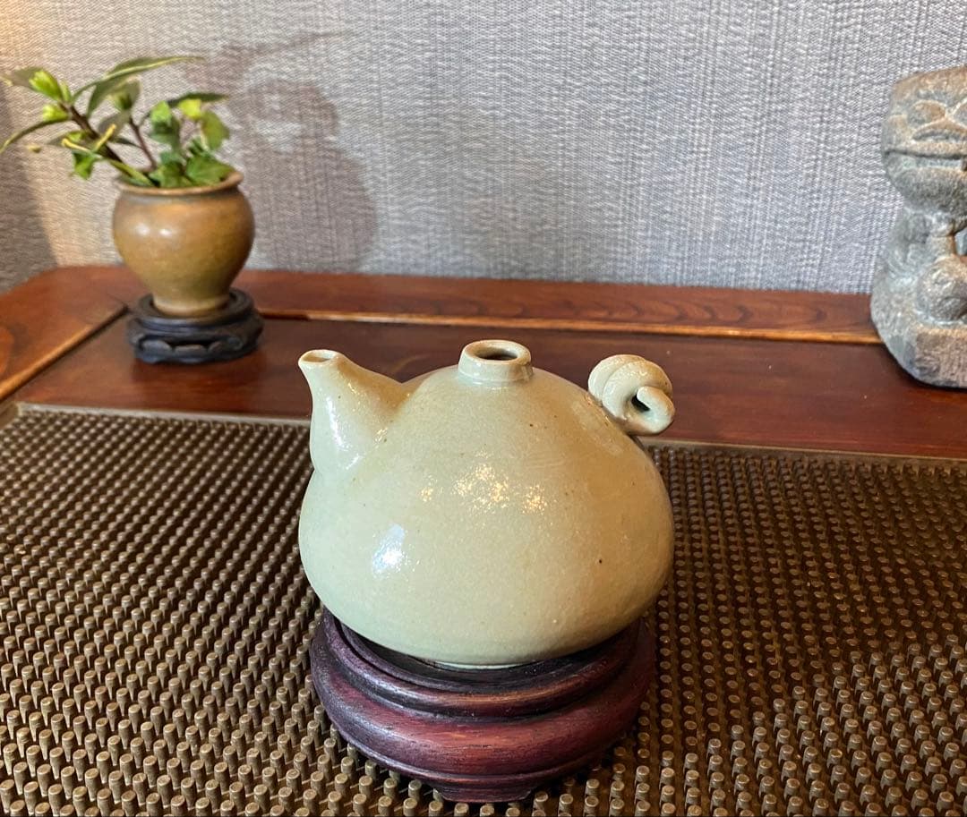 緑青磁　水滴・一輪挿し　鑑賞台付 沈船品 ヴィンテージ　レア 中国　台湾茶器
