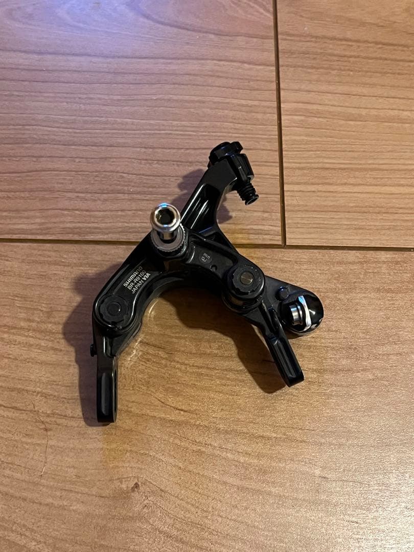 シマノ　デュラエース　BR-R9100 ブレーキキャリパー　フロント用