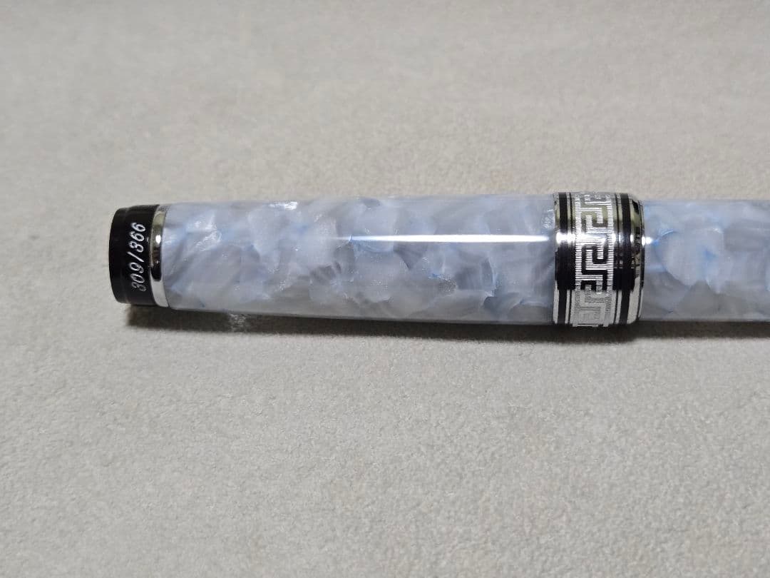 アウロラ オプティマ 限定365 ビアンカ Goccia CEニブ