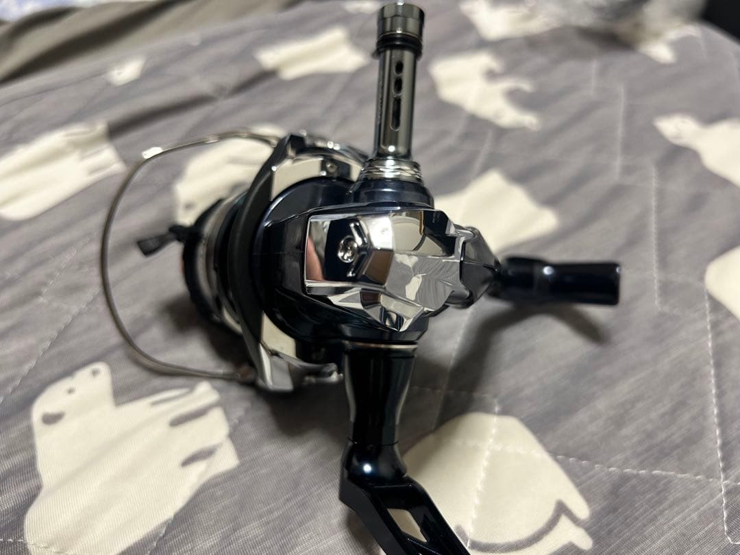 ツインパワーSW 5000HG ゴメクサスハンドル付き