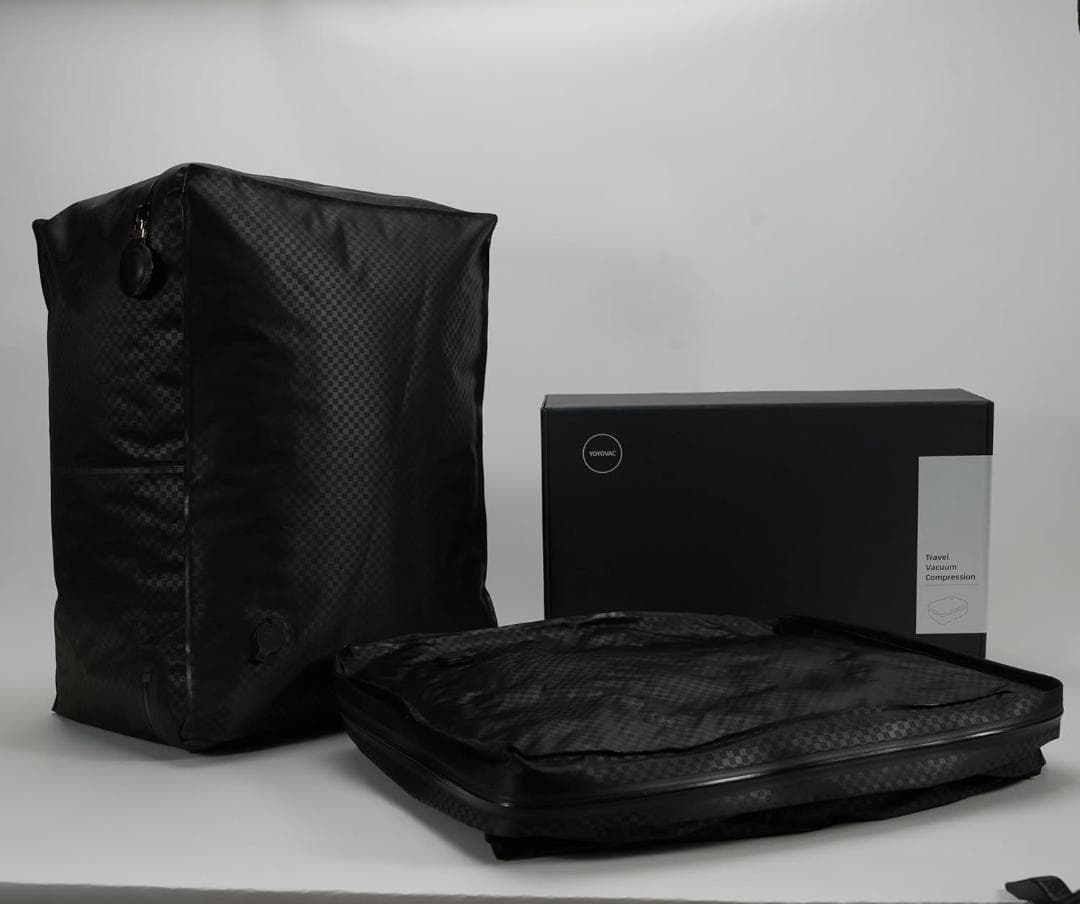大特価！YOYOVAC旅行用圧縮トラベルバッグ 旅行用圧縮袋 iOS追跡タグ付き