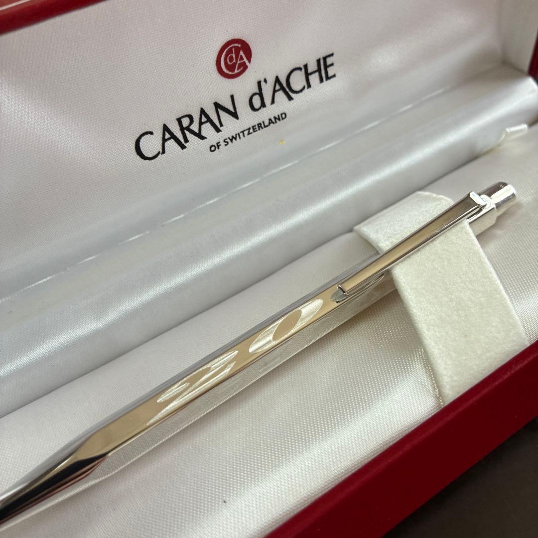 CARAN d'ACHE 2001 ボールペン 本体