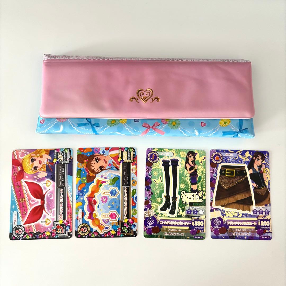 アイカツ カードバインダー＆アイカツカード 星宮いちご 台湾