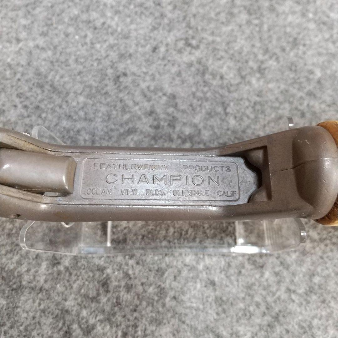 フェザーウェイト チャンピオングリップ ザウルス フィリプソン バスティマー