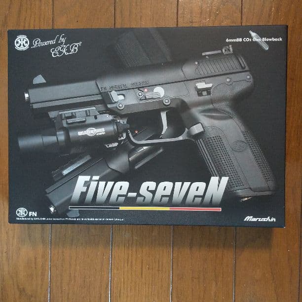 Five-seveN  (け)