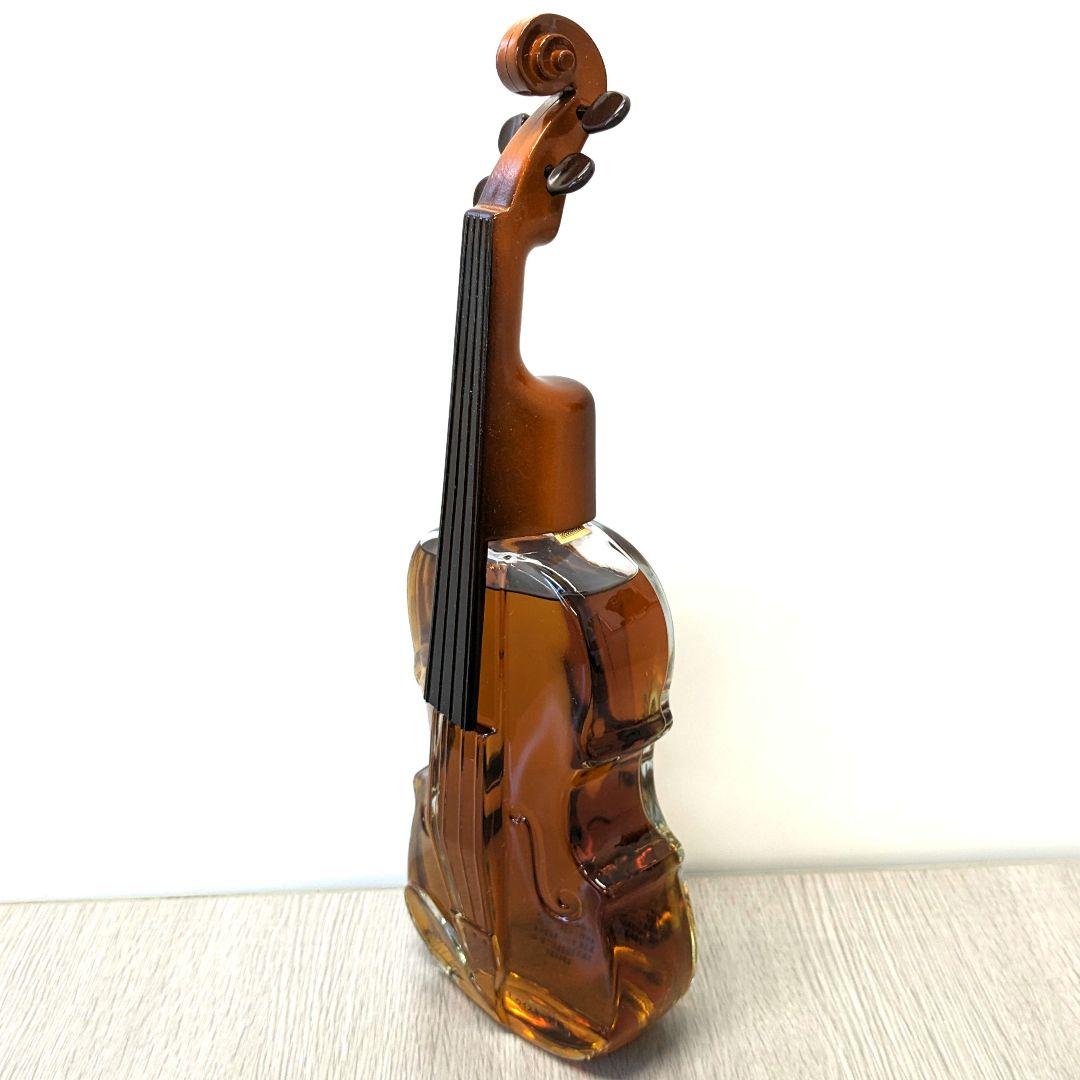 サントリーローヤル　バイオリン型ボトル　特級　従価税率　700ml43%　箱有②