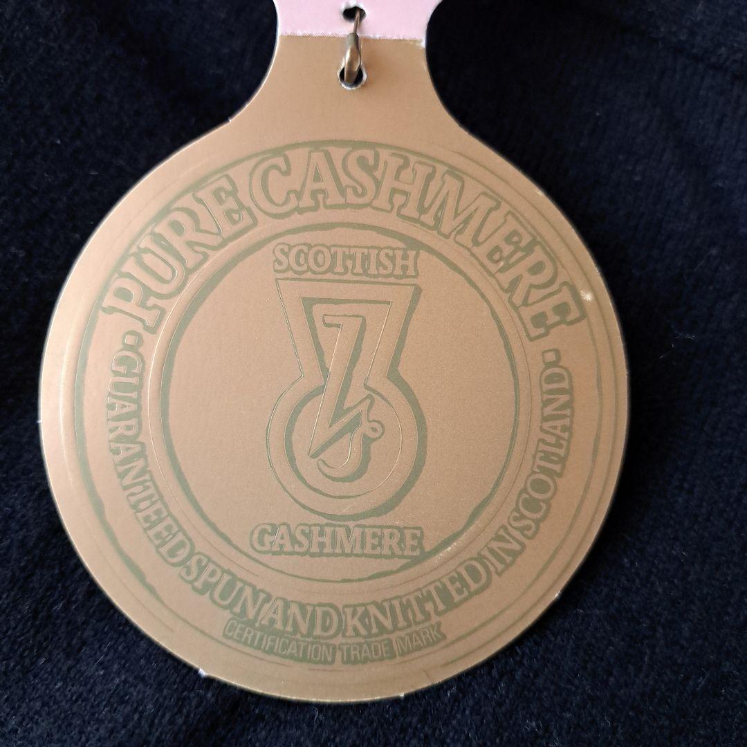 スコットネス グレー &黒カシミヤ100%リバーシブル クルーネック セーター