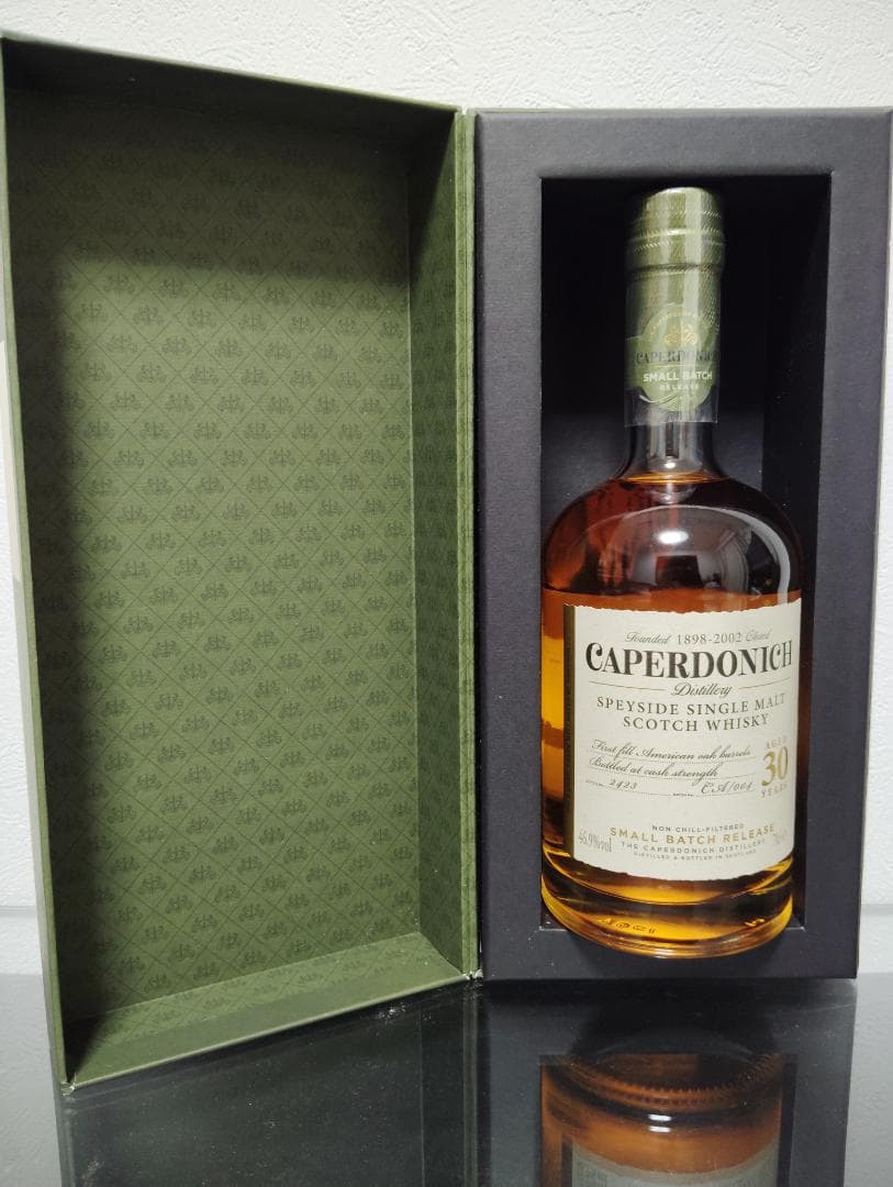 キャパドニック 30年 ウイスキー 700ml シークレットスペイサイド ３０年