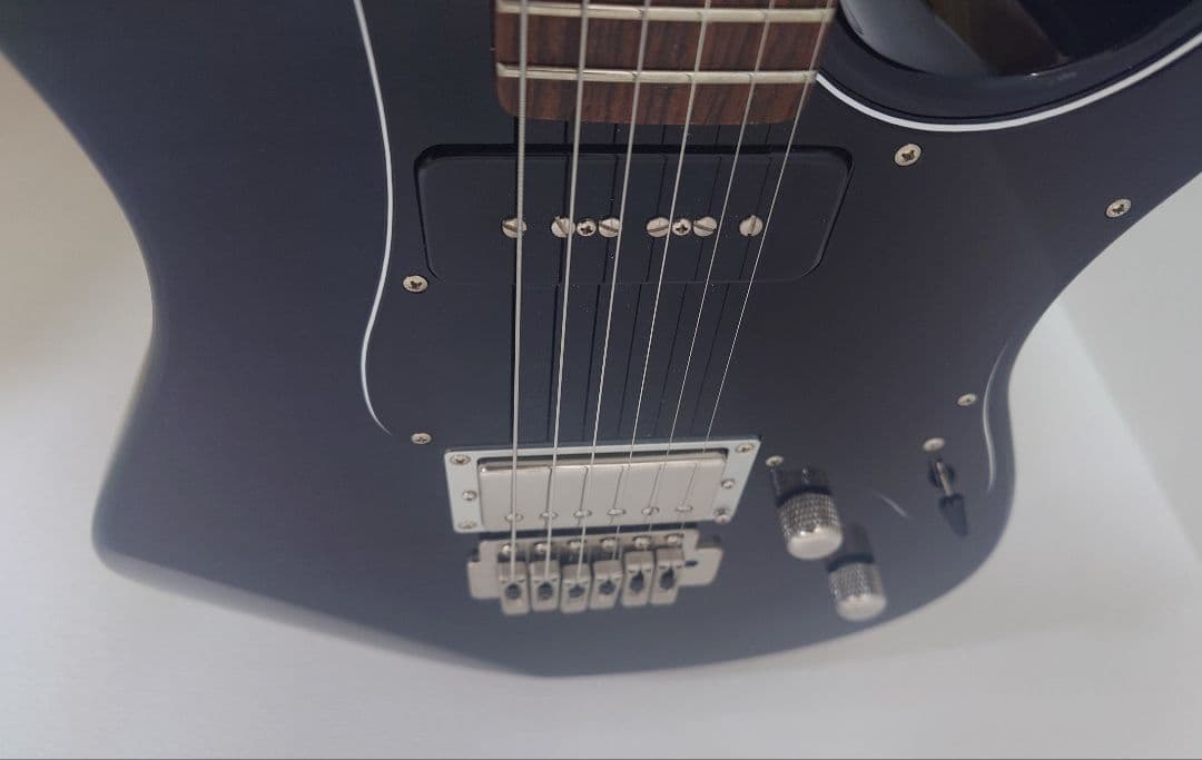 ヤマハ パシフィカ PAC611 VFM TBLぼっちざロック仕様