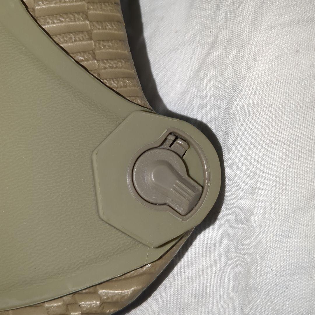 米軍官品実物 Patagonia パタゴニア VersaLite ニーパッド