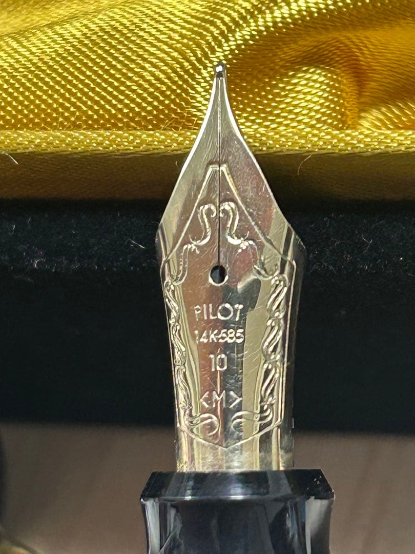 PILOT パイロット 蒔絵万年筆 平蒔絵双鶴國光會 ペン先14K 未使用